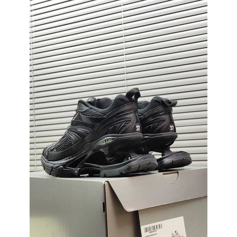 Ba*len*cia*ga x-pander