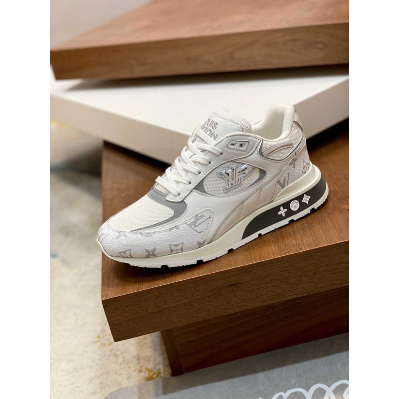 l**is V*t*n run away sneaker white