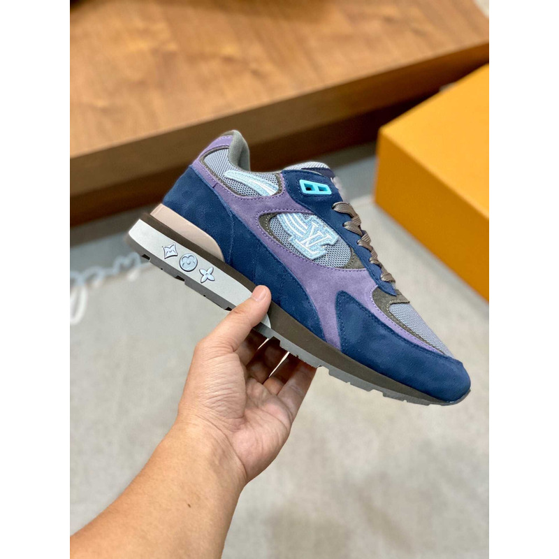 l**is V*t*n run away sneaker purple