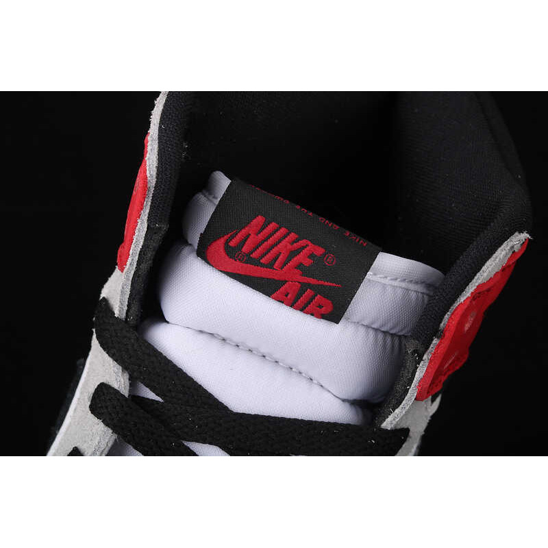 Nike Jordan 1 Retro High Light Smoke Grey