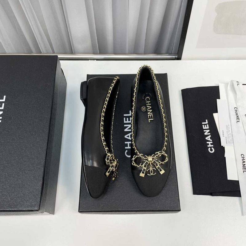 Ch*el ballerina flats black