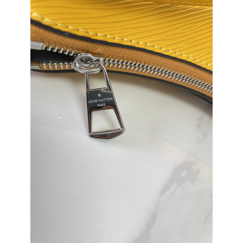 l**is V*t*n marelle handbag cowhide leather yellow