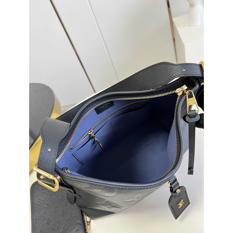 l**is V*t*n carryall pm leather black