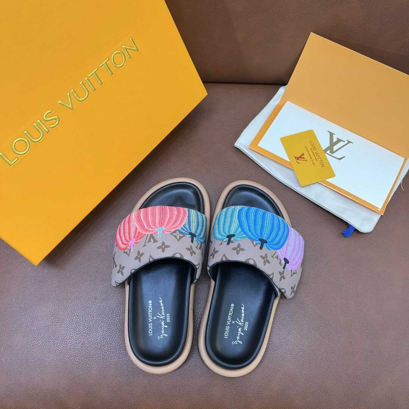 l**is V*t*n yayoi kusama pumpkin series slippers brown