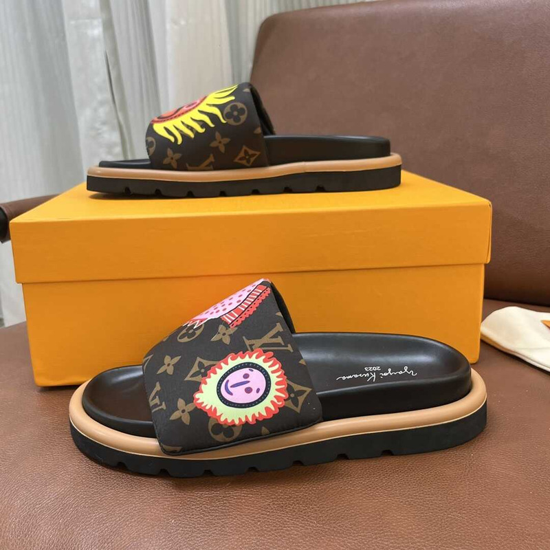 l**is V*t*n yayoi kusama sun series slippers black