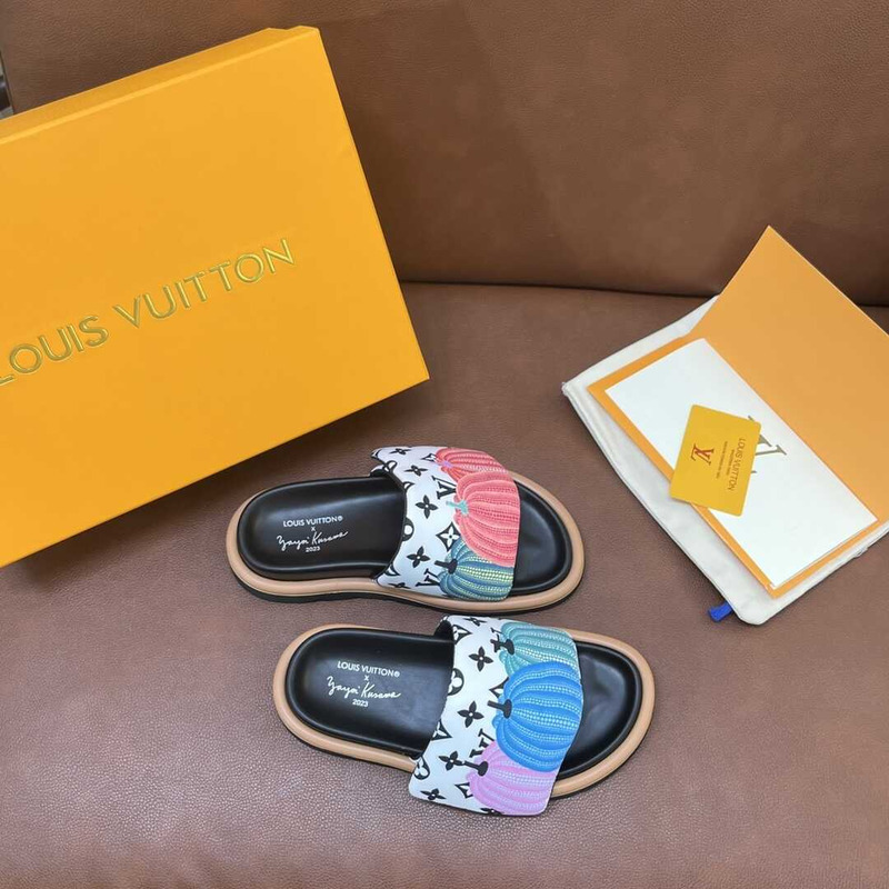 l**is V*t*n yayoi kusama pumpkin series slippers white