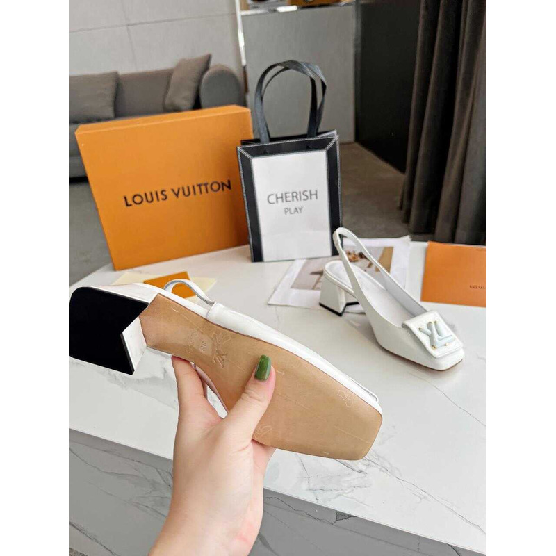 l**is V*t*n | casual style leather block heels party style office style white