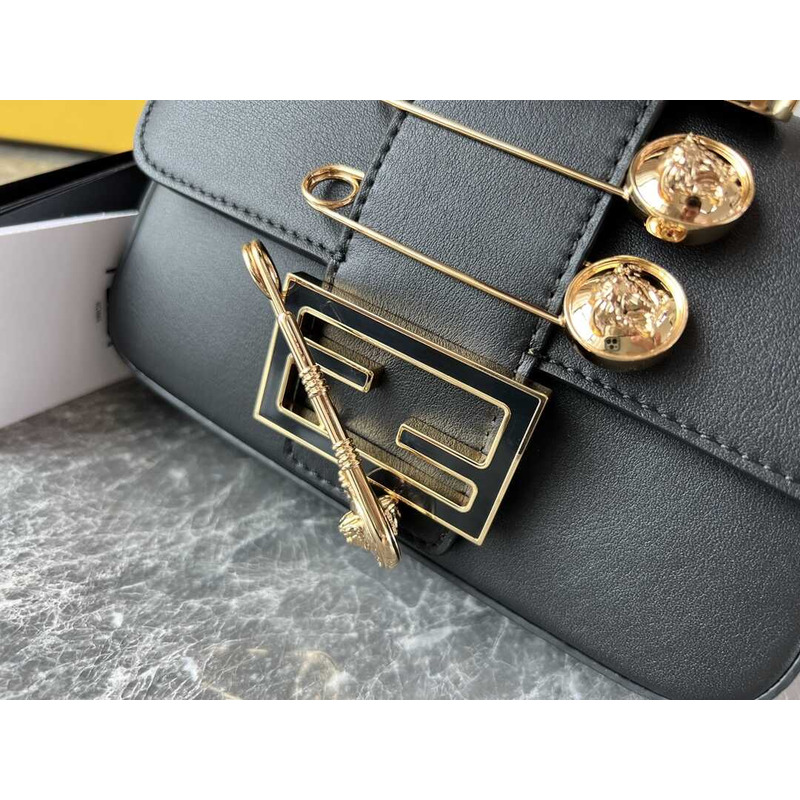 F**di fendace brooch mini baguette black