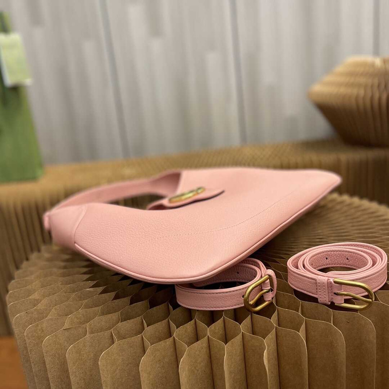 G*u*i aphrodite medium crescent shoulder bag pink