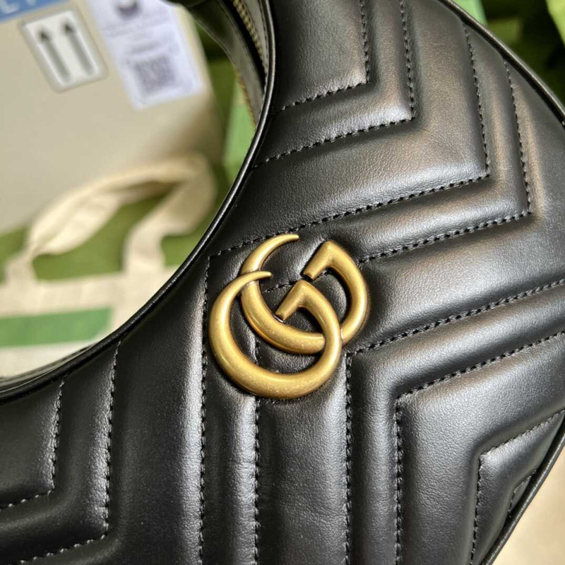 G*u*i gg marmont matelassé mini bag black