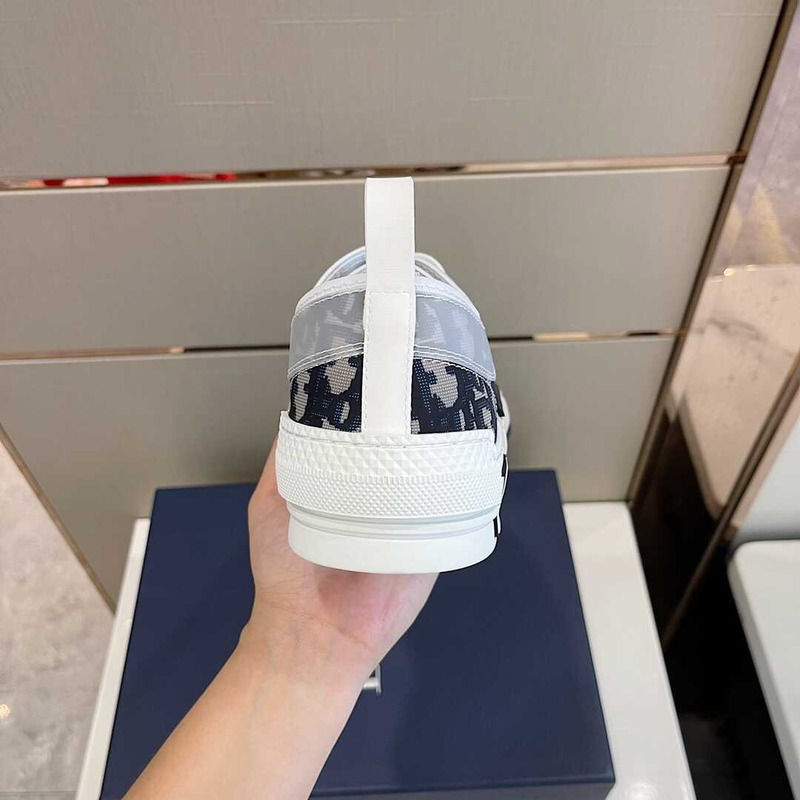 D*or essentials b23 lowtop sneaker black and white D*or oblique canvas white