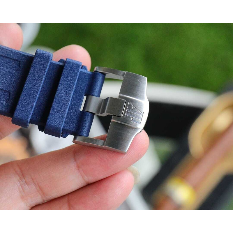 Audemars PiguetAudemars Piguet Royal Oak Offshore Diver Chronograph 26703ST