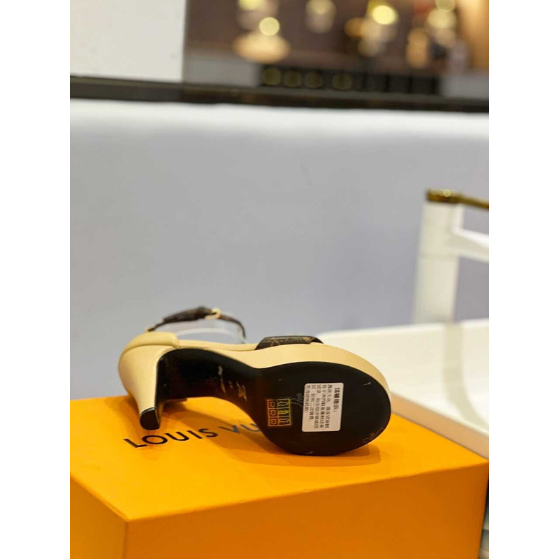 l**is V*t*n afterglow platform sandal yellow