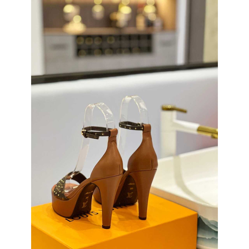 l**is V*t*n afterglow platform sandal brown