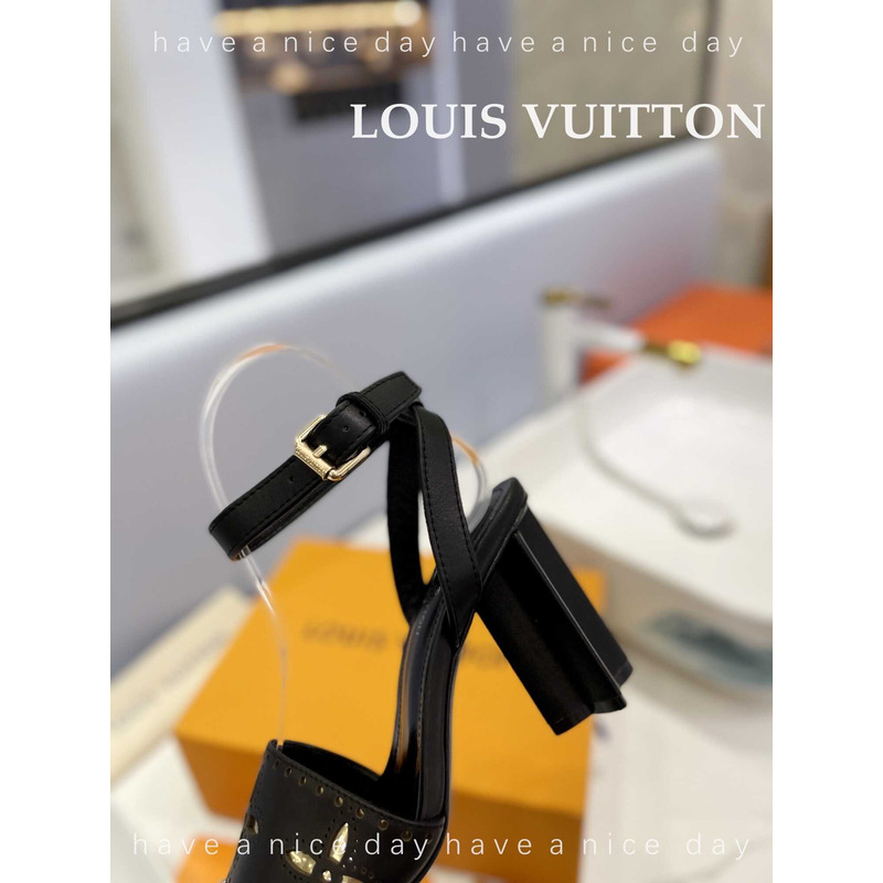 l**is V*t*n leather sandal black