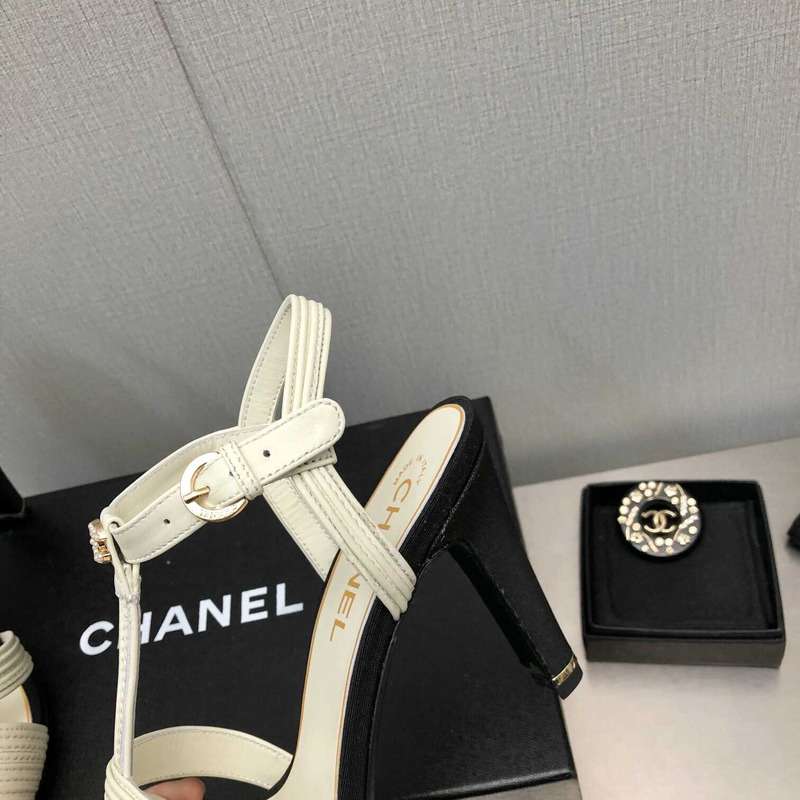 Ch*el lambskin & grosgrain black white