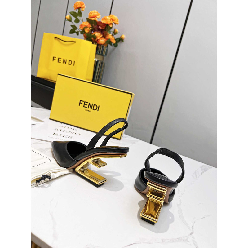 F**di first slingbacks pumps black