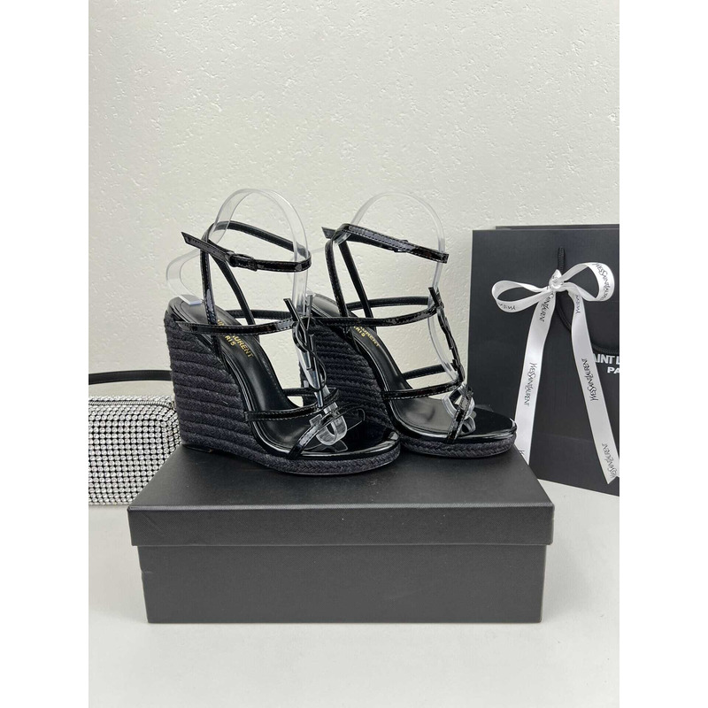 Saint Laurent Women\