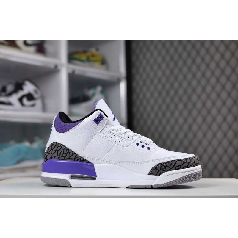 Jordan 3 Retro Dark Iris Sneaker