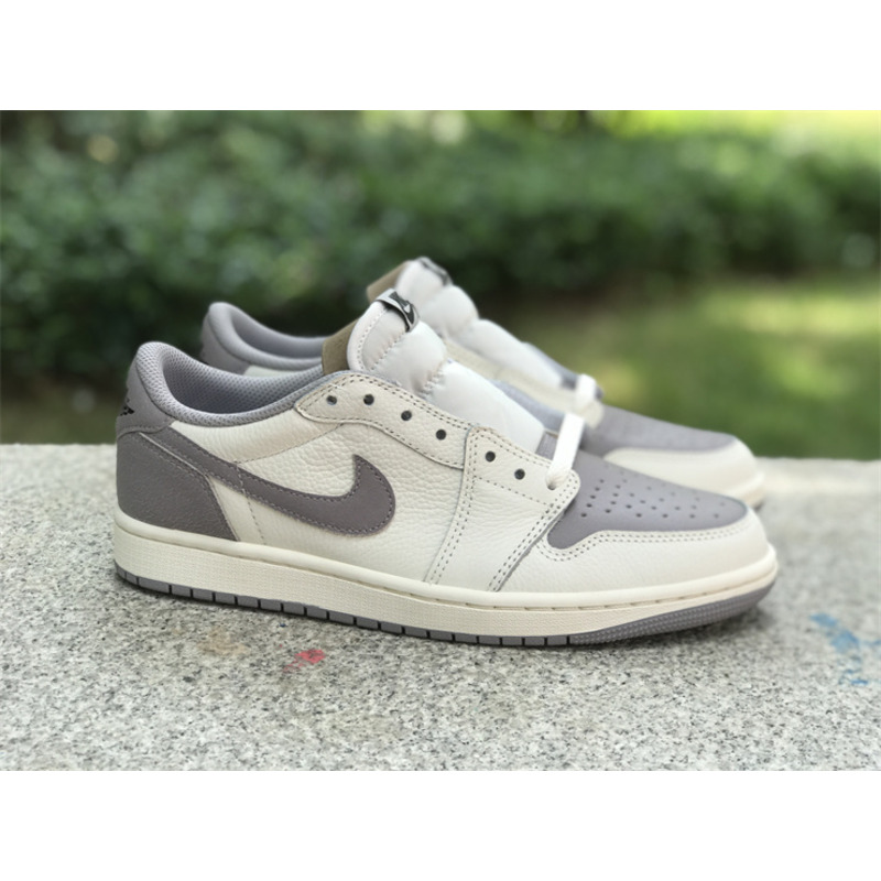 Jordan 1 Low SE Vintage Grey