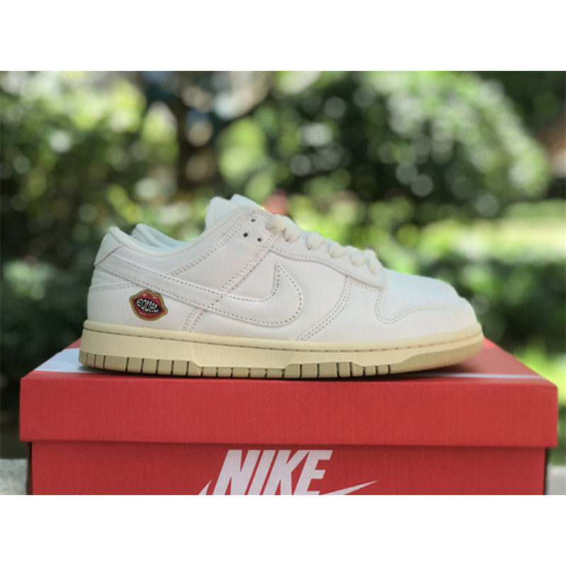 Nike Dunk Low The Future Is Equal Sneakers White