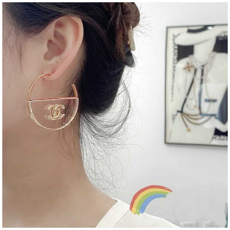 Ch*el hoop earring gold