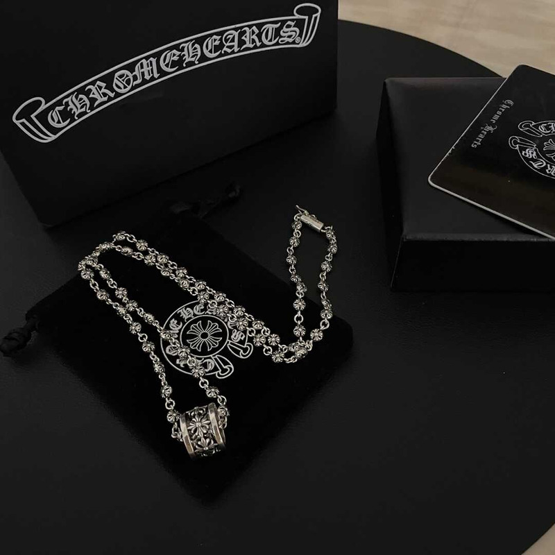 Chrome Heart Cross Flower Hollow Ring Pendant Necklace Cro Heart Style