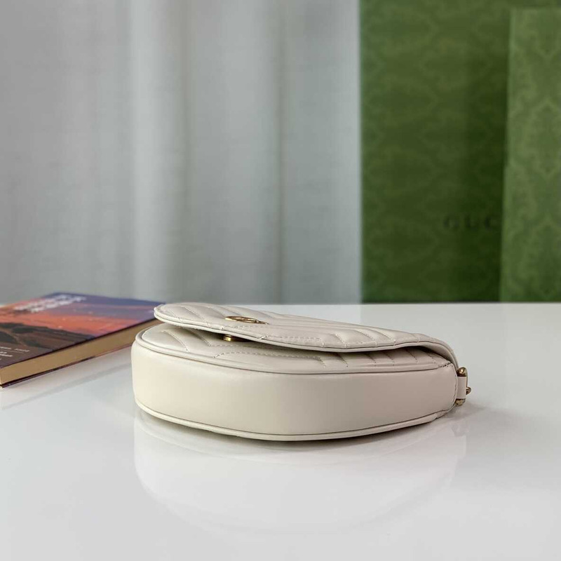 G*u*i gg marmont quilted chain mini bag white