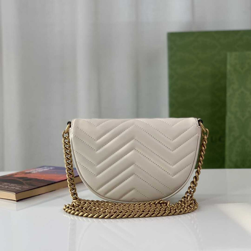 G*u*i gg marmont quilted chain mini bag white