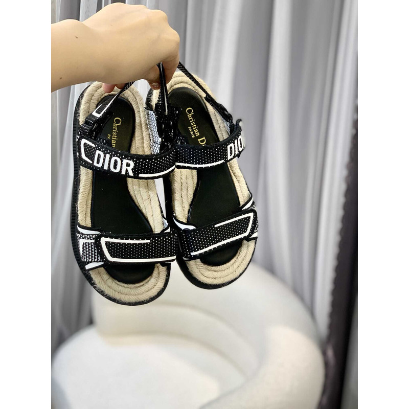 D*or straw sandals black