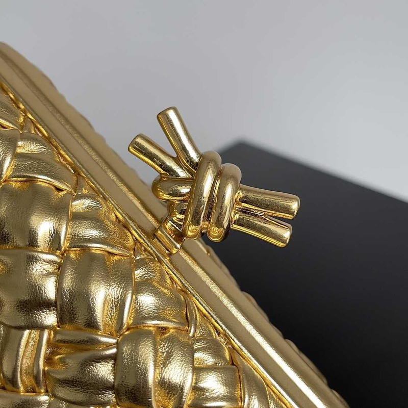 Bo*te*ga ve*ne*ta knot calfskin gold