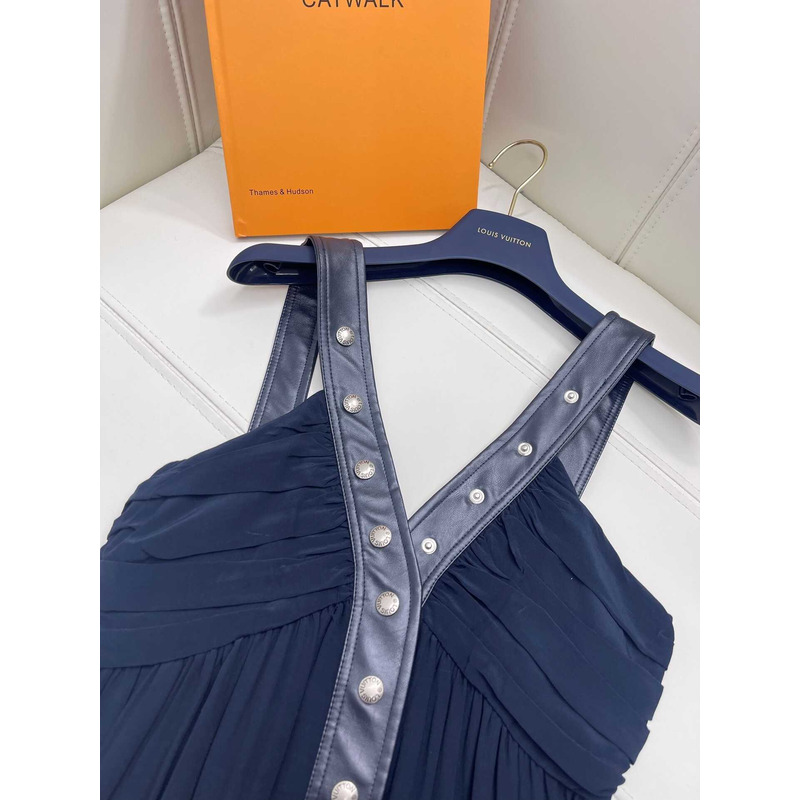 l**is V*t*n lv by the pool snap strap dress