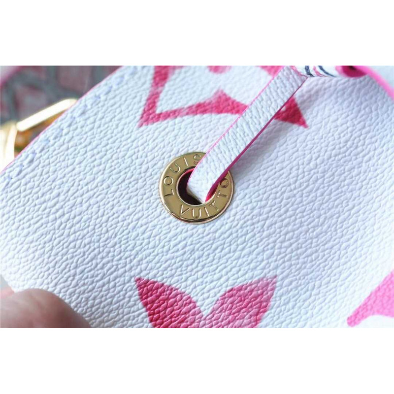 l**is V*t*n lv by the pool néonoé bb pink