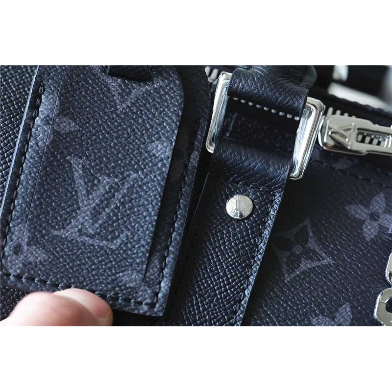 l**is V*t*n keepall bandoulière 50 black