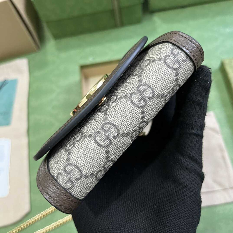 G*u*i  blondie medium wallet on chain monogram gray