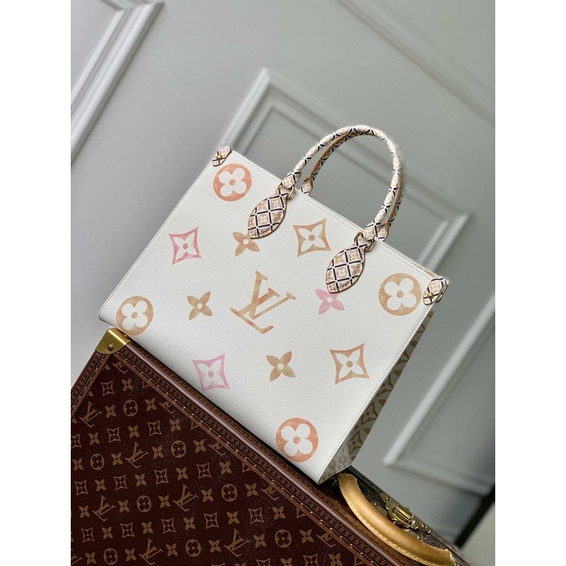 l**is V*t*n lv by the pool  onthego mm white