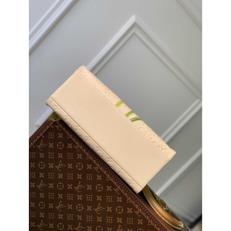 l**is V*t*n x yayoi kusama monogram white