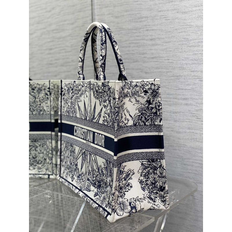 D*or large D*or book tote rêve d\