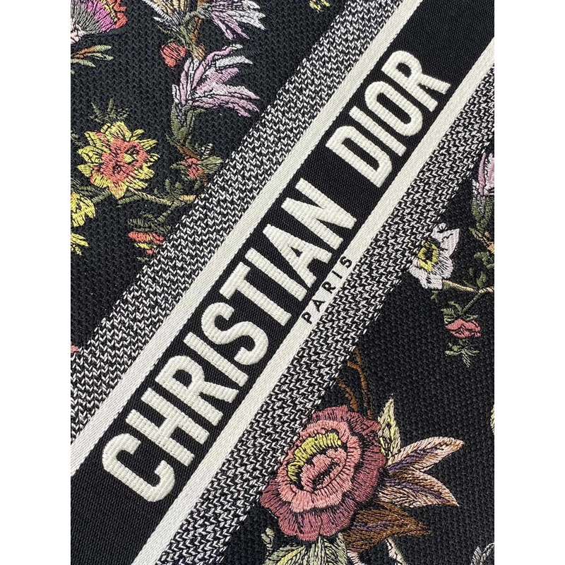 D*or large D*or book tote handbag embroidery