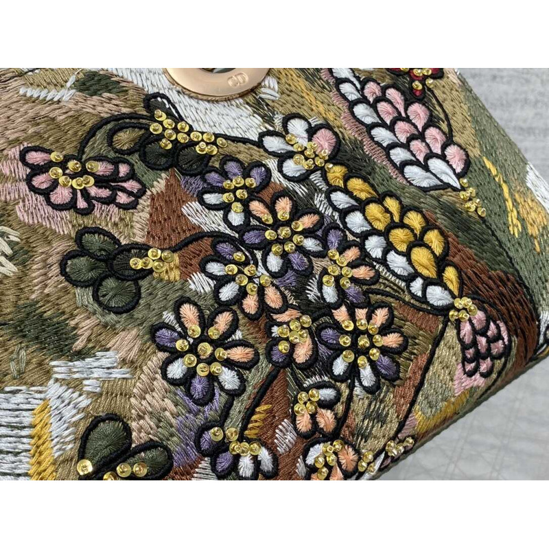 D*or medium lady d-joy bag green multicolor lily and bead embroidery