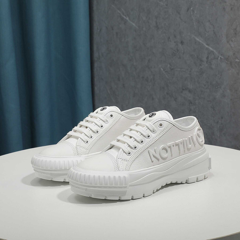 l**is V*t*n lv squad sneaker white