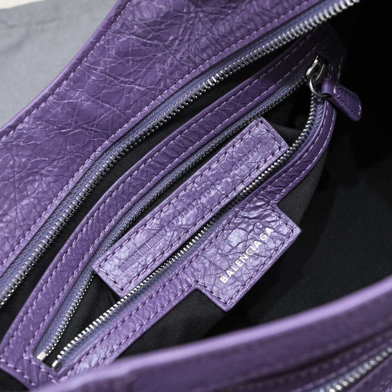 Ba*len*cia*ga women\