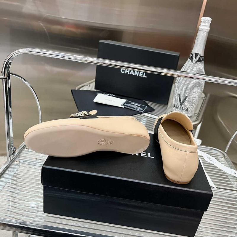 Ch*el classic logo loafers beige and black