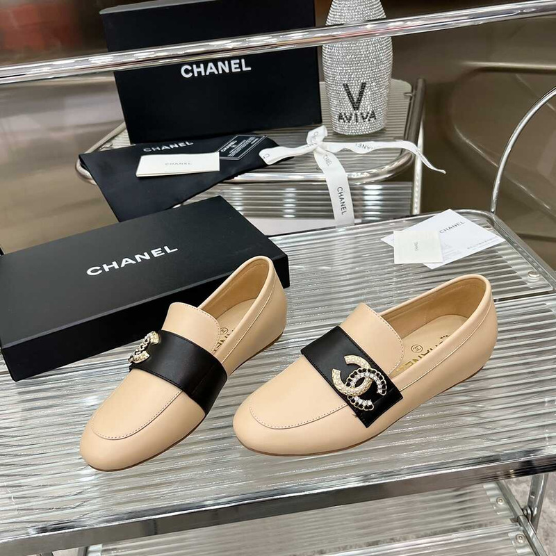 Ch*el classic logo loafers beige and black