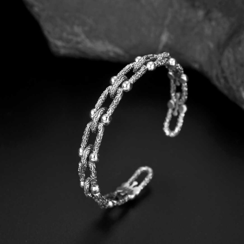G*u*i braided bracelet silver