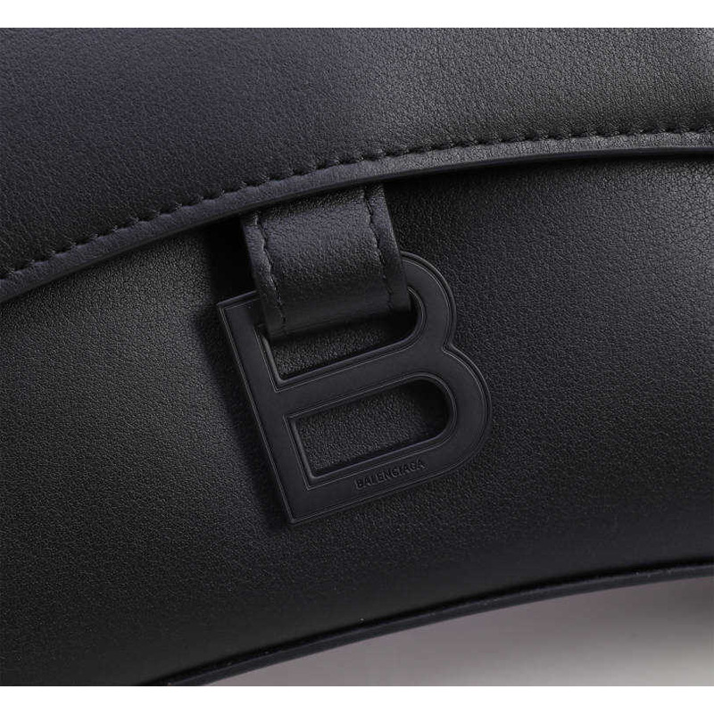 Ba*len*cia*ga women\