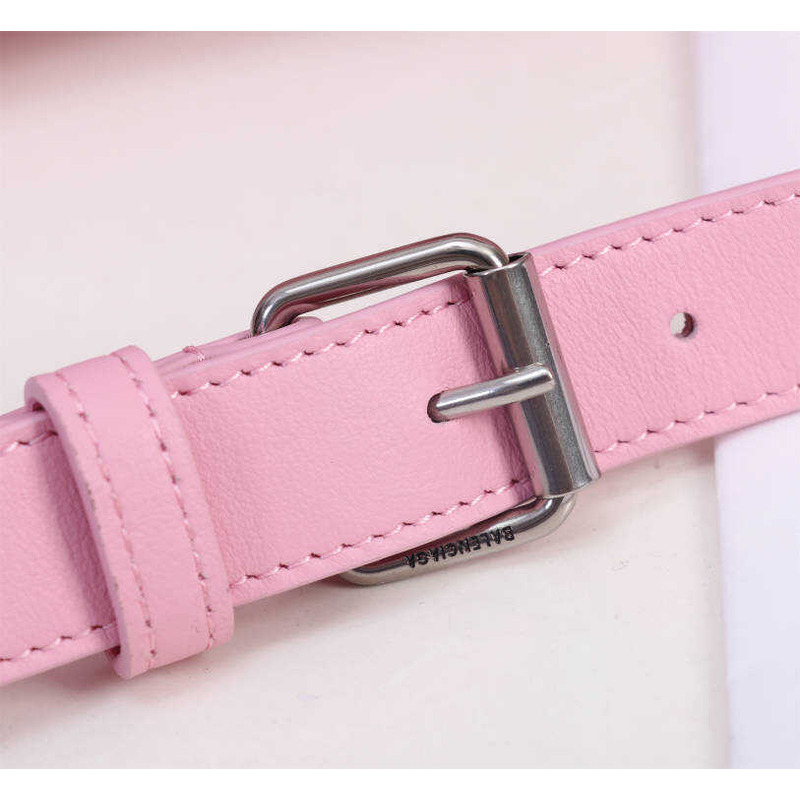 Ba*len*cia*ga women\