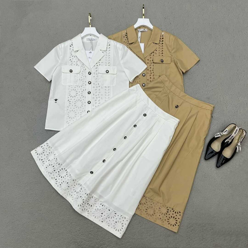 D*or half-body skirt set white