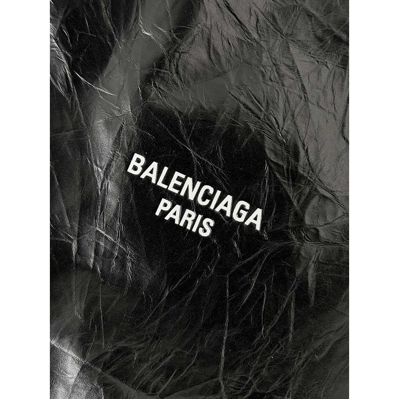 Ba*len*cia*ga medium crush tote black