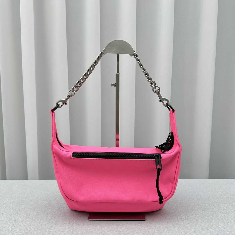 Ba*len*cia*ga raver medium nylon shoulder bag bright pink